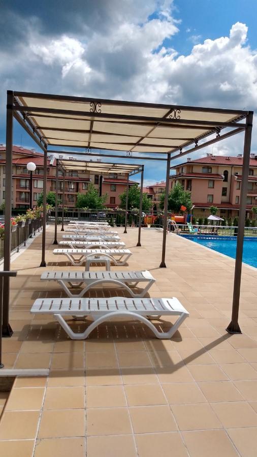 Aparthotel Sorrento Sole Mare Sveti Vlas Exteriér fotografie