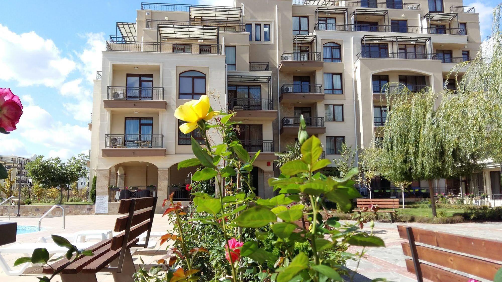 Aparthotel Sorrento Sole Mare Sveti Vlas Exteriér fotografie